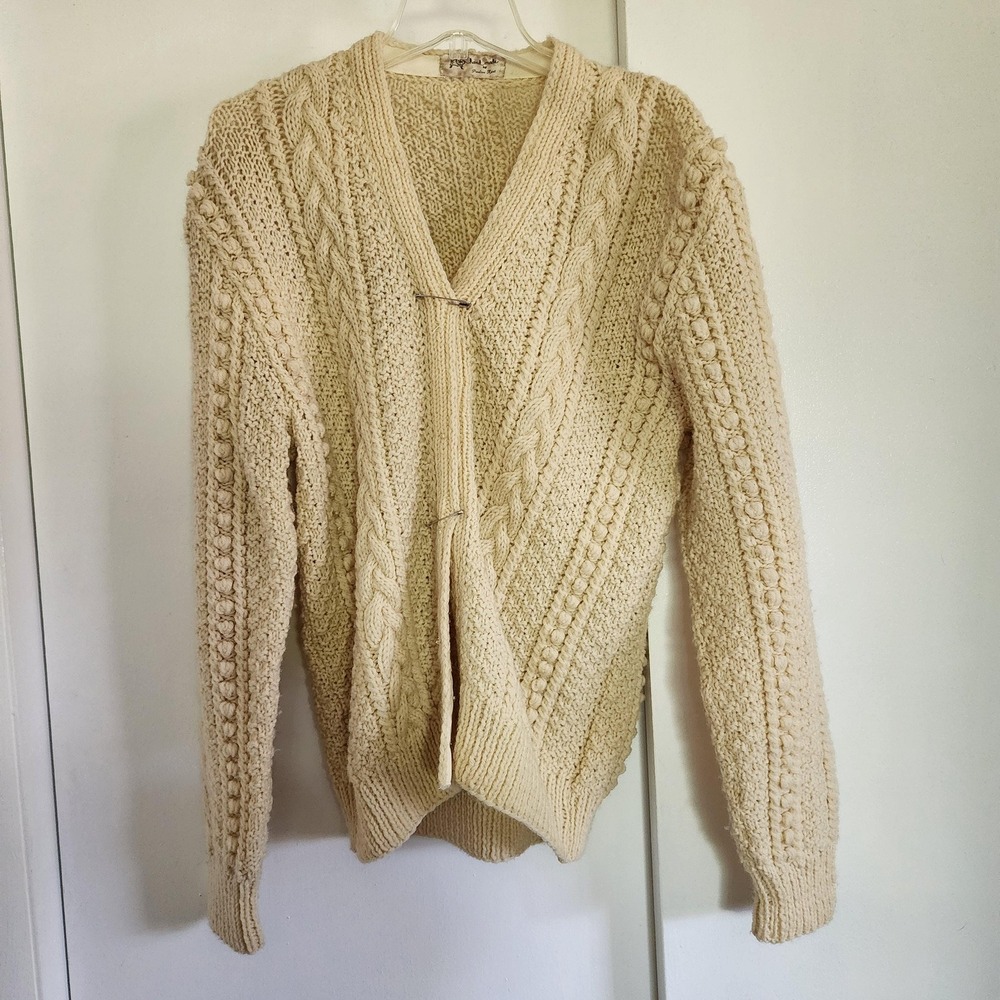 L Vintage Handmade Knit Cardigan Sweater‎ Yellow Beige Color, Size Large